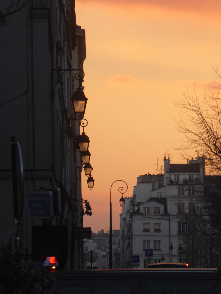 paris montmartre street