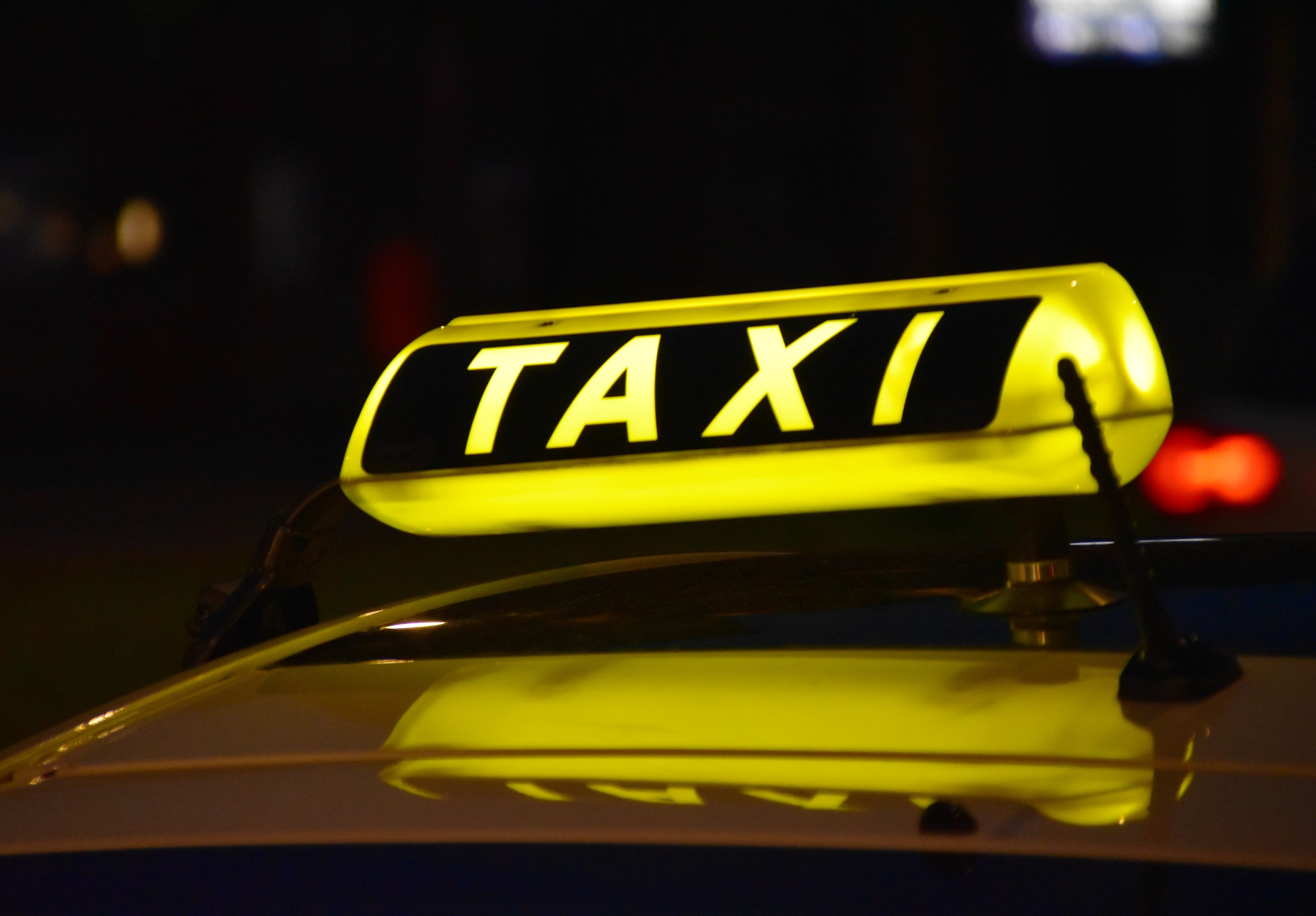 Taxi et uber paris